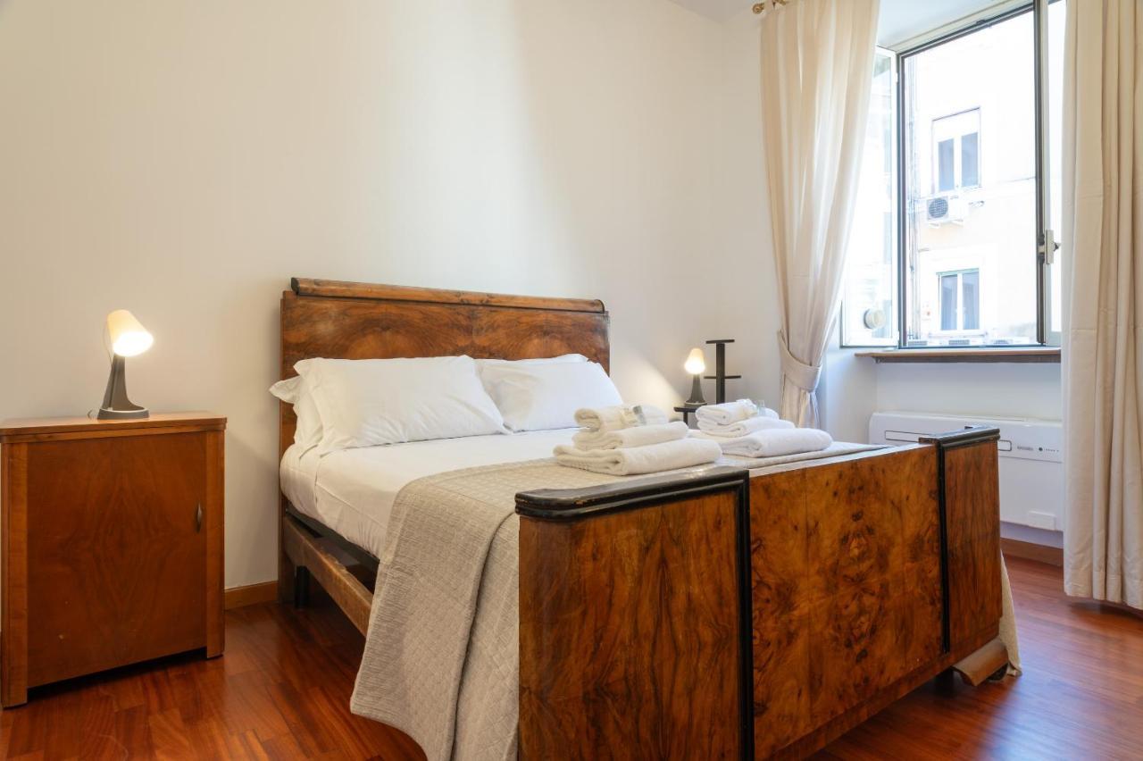 Apartment Casa Novecento Prati Rom