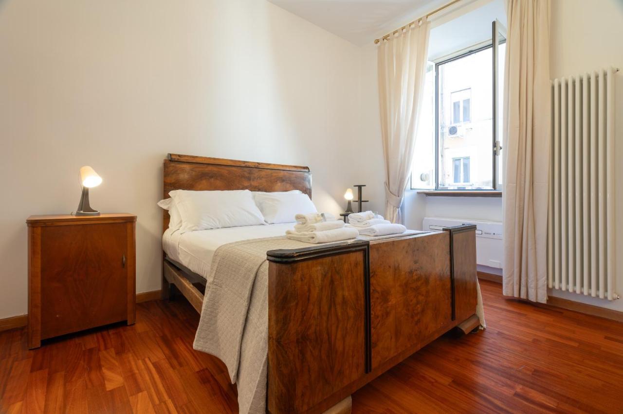 Apartment Casa Novecento Prati Rom